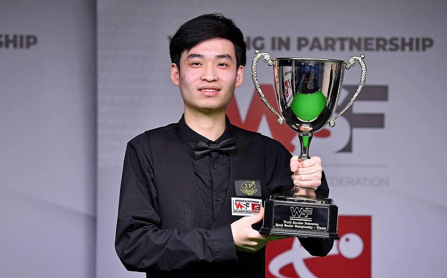 他尊重球员 他尊重球员